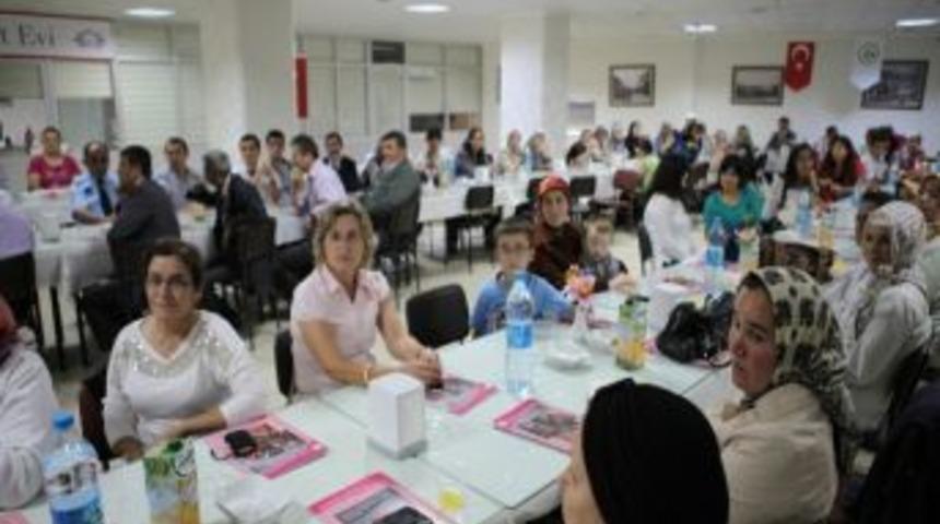 Bolu Belediyesi Kursiyerlerine Sertifika Verdi