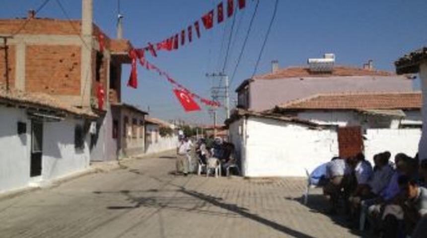 Akhisar Şehidini Bug&uuml;n Uğurlayacak