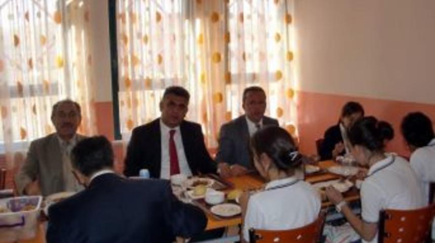 Boz&uuml;y&uuml;k Milli Eğitim M&uuml;d&uuml;r&uuml; Başıb&uuml;y&uuml;k&rsquo;ten Fen Lisesi&rsquo;ne Ziyaret