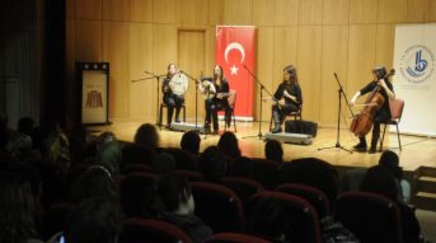 Bağcılar'da K&uuml;lt&uuml;r Sanat Sezonu T&uuml;rk&Yunan Ezgileriyle Başlıyor
