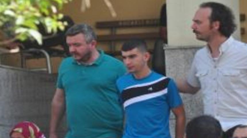 Hırsızlık Su&ccedil;una 2 Yıl 4 Ay Hapis Cezası