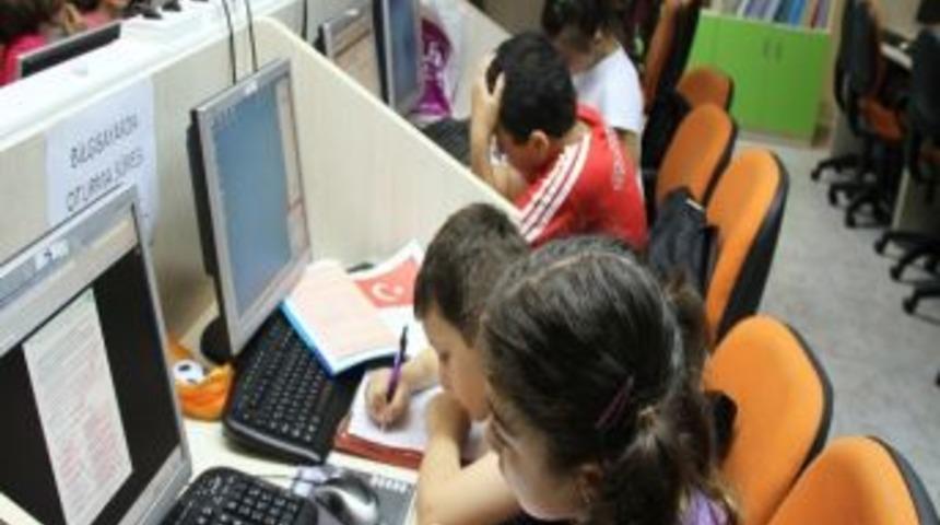 &ldquo;bilgi Evi&rdquo;nden &Ouml;ğreniyorlar