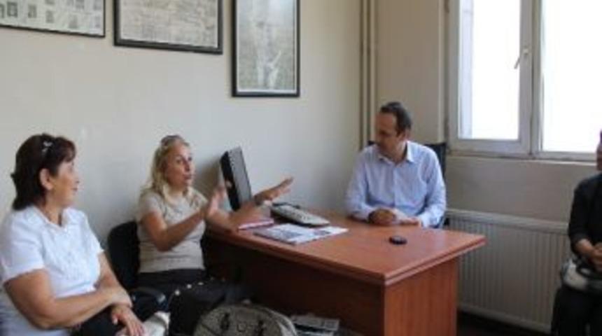 Emek&ccedil;i Kadınlar Derneği, Kgd&rsquo;yi Ziyaret Etti