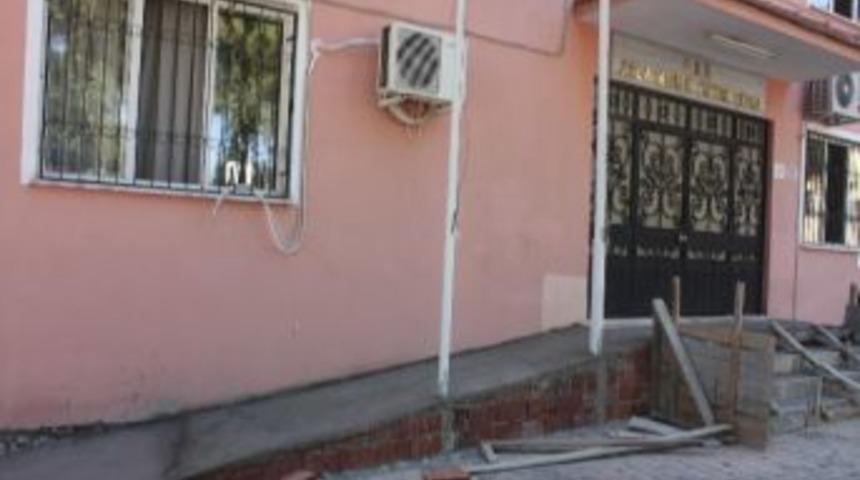 &Uuml;niversite İle Belediye Eğitimde Engellileri Aştı