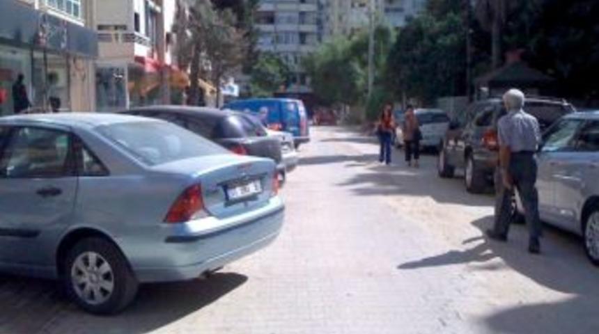 Adana&rsquo;nın &lsquo;trafik Sorunu&rsquo; Sosyal Medyada