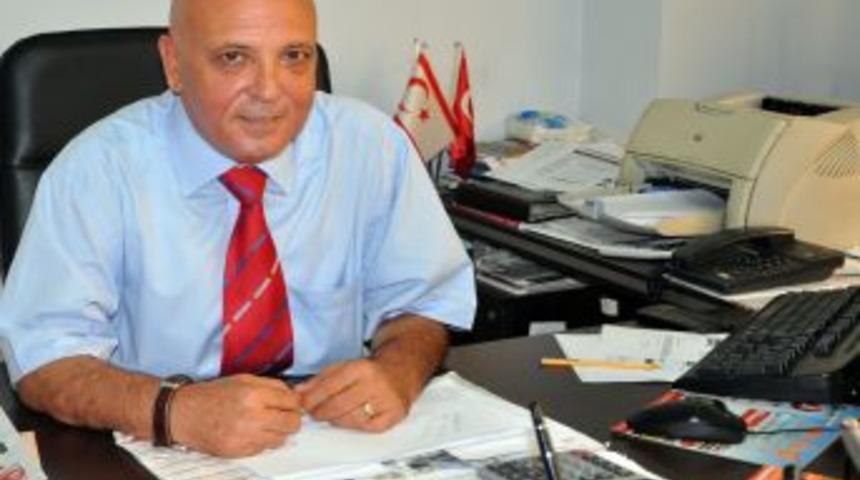 Servis&ccedil;iler Okul Giriş &Ccedil;ıkış Saatlerinden Dertli