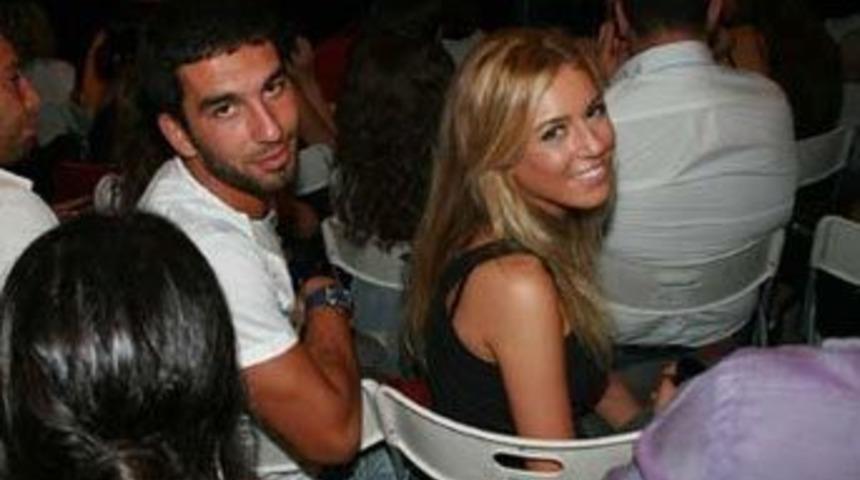 'İkisi de hi&ccedil; umrumda değil'