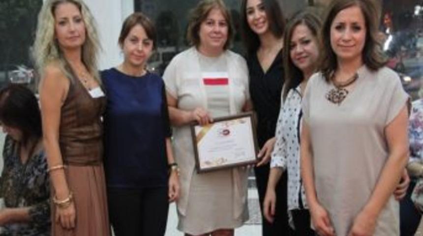 İş Kadınlarının Dayanışması