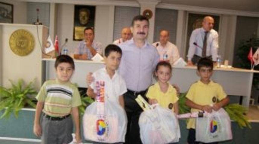 Tarsus&rsquo;ta Eğitime Yardım