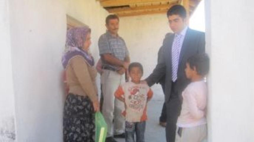 Uğurludağ Kaymakamı G&uuml;m&uuml;ş&ccedil;&uuml;oğlu&rsquo;ndan K&ouml;ylere Ziyaret