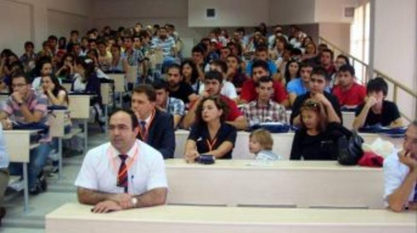 Ad&uuml; Ziraat Fak&uuml;ltesi&rsquo;nde Oryantasyon Eğitimi