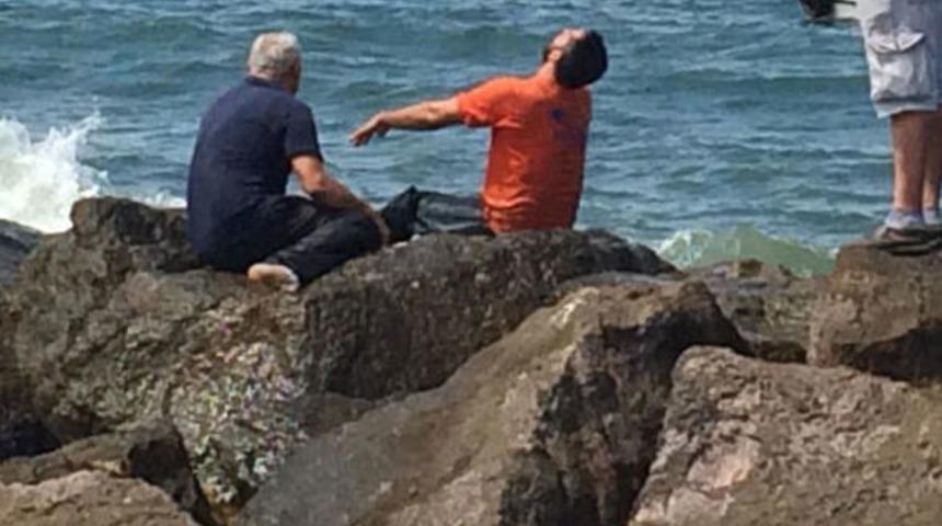 Giresun'un Piraziz ilçesinde denizde can pazarı! Olayı duyan baba sinir krizi geçirdi!