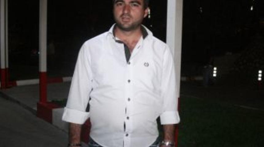 Park Halindeki Aracından 4 Bin Lirasını &Ccedil;aldılar