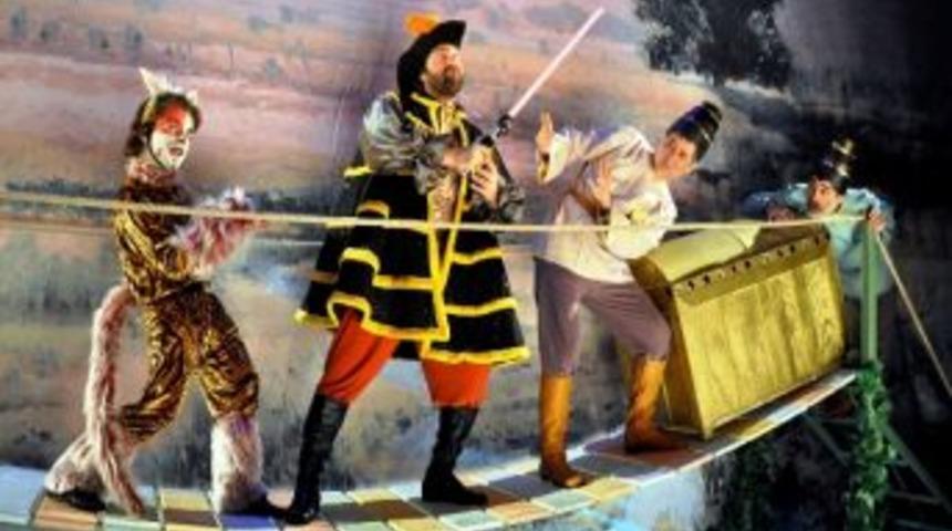 Bursa&rsquo;da Tiyatro Coşkusu Başlıyor