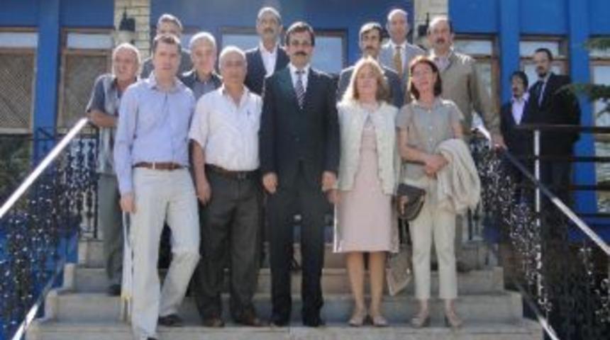 Başkan Uzunkaya Eczacılarla Sabah Kahvaltısında Bir Araya Geldi