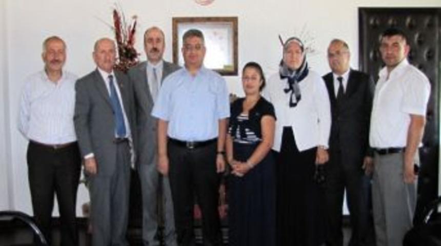 Kent Konseyi Kaymakam Pekmez'i Ziyaret Etti