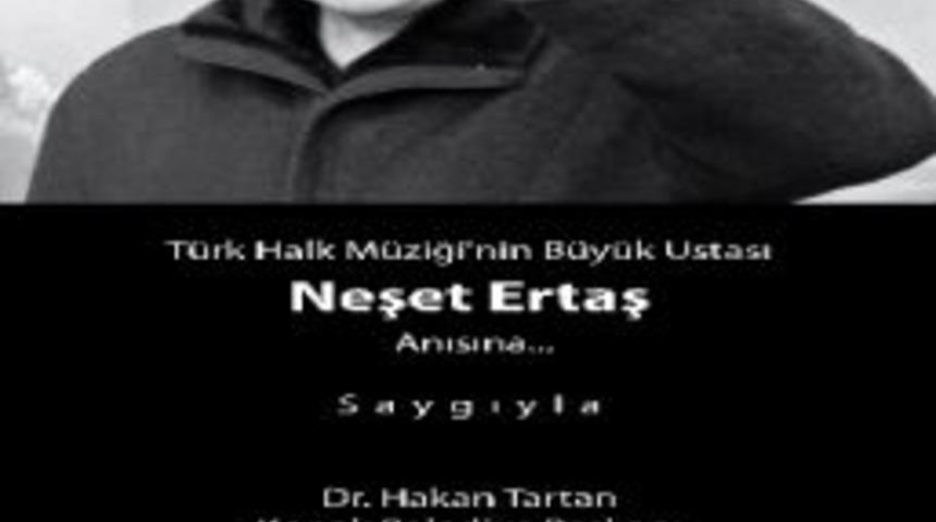 Neşet Ertaş T&uuml;rk&uuml;lerle İzmir'den Uğurlandı