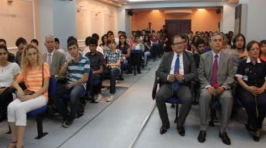 'geleceğin Doktorları' İzmir Katip &Ccedil;elebi &Uuml;niversitesi'nde