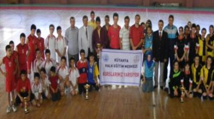 Halk Eğitim Merkezi Hentbol Turnuvası Sona Erdi