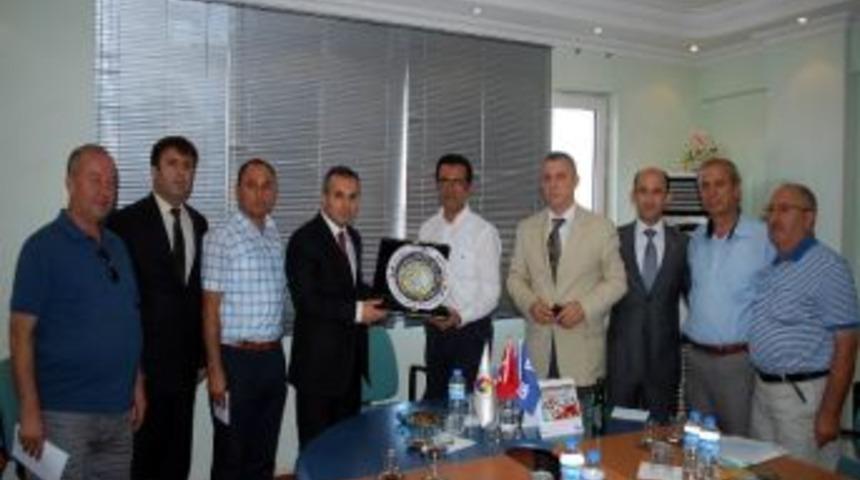 Manisa Vergi Dairesi Başkanı Yılmaz &Ccedil;akan, Yeniden Yapılandırma Hakkında M&uuml;kellefleri Bilgilendirdi