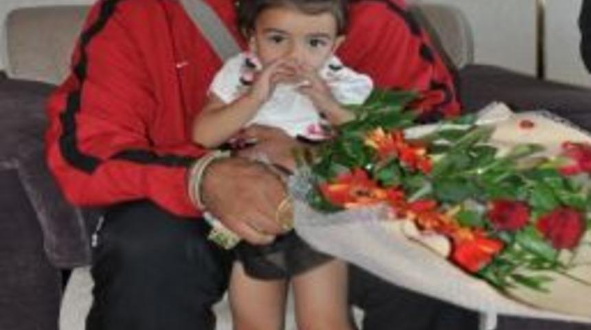 Şampiyon, Malatya&rsquo;da T&ouml;renle Karşılandı