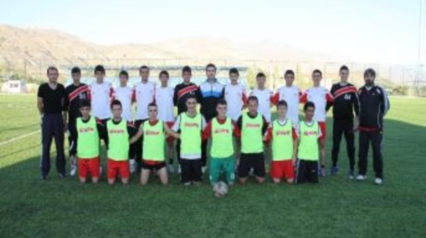 Erzincan Belediyespor 1. Amat&ouml;r K&uuml;me&rsquo;de M&uuml;cadele Edecek