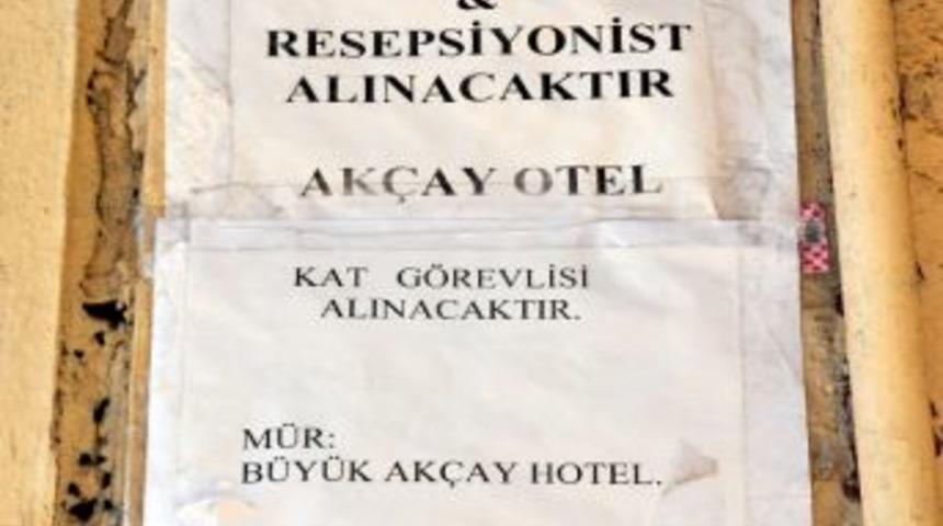 Eleman Arayan &Ccedil;ok &Ccedil;alışan Yok