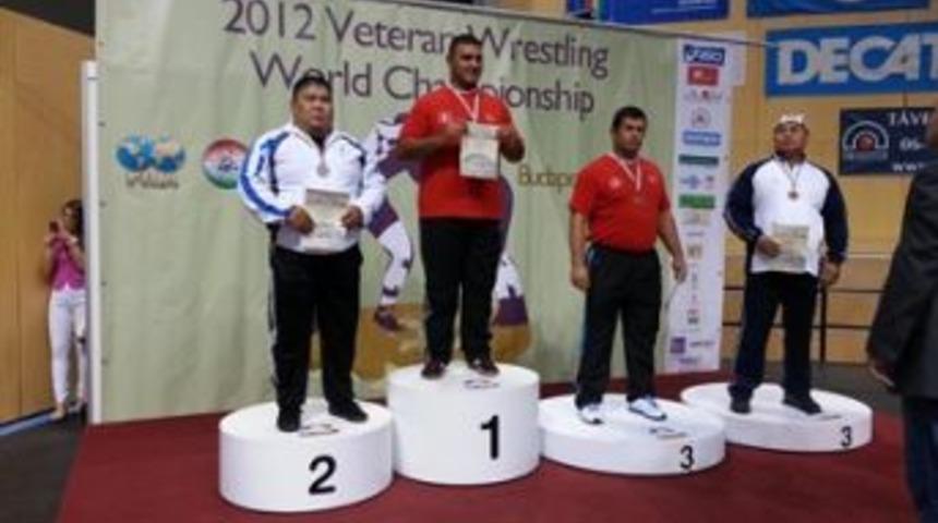 Kağıtspor&rsquo;dan bir d&uuml;nya şampiyonu daha