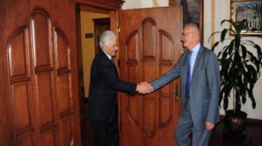 Samsun Defterdarı&rsquo;ndan Yılmaz&rsquo;a Ziyaret