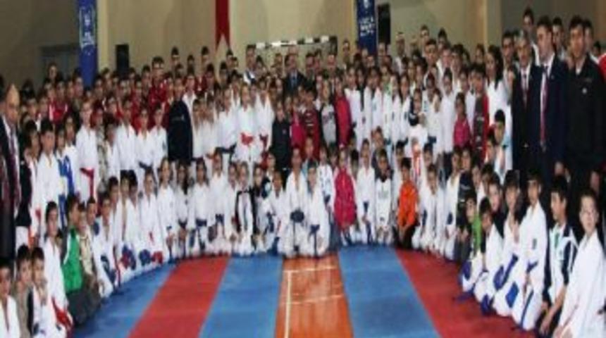 Karateciler Nefes Kesti
