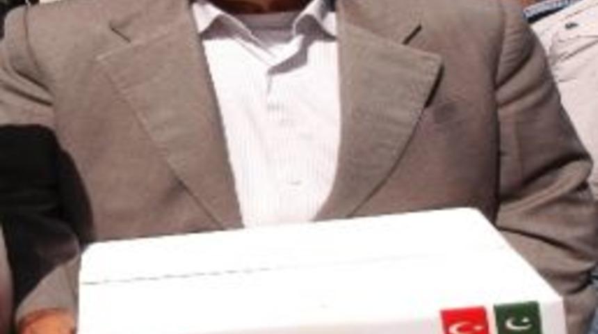 Depremzede K&ouml;y&uuml;nde Başbakan Heyecanı