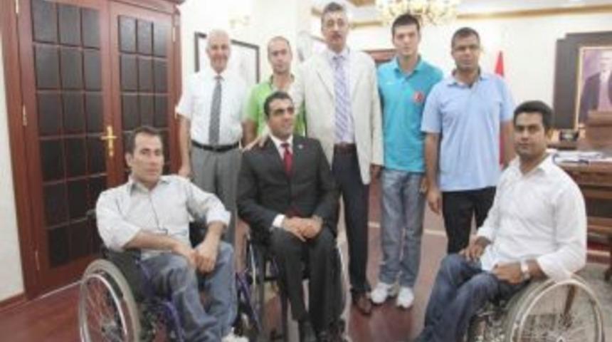 Basket Takımının Sıkıntıları &Ccedil;&ouml;z&uuml;ld&uuml;