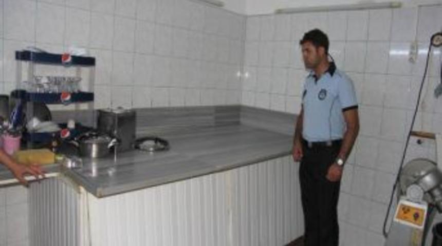 Burhaniye&rsquo;de Esnafa Hijyen Kontrol&uuml;