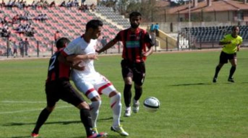 Uşak Belediyespor: 1 Denizli Belediyespor: 10