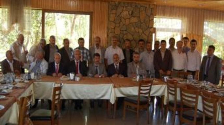 Doğanşehir'e Gelen Ve Giden 2 M&uuml;ft&uuml; İ&ccedil;in Yemek Verildi