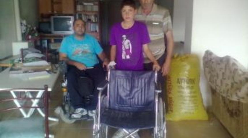 Kapak Kampanyasından Bir Engelliye Daha Tekerlekli Sandalye