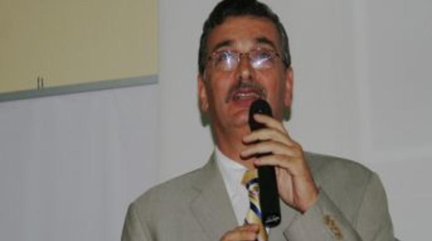 Vali G&uuml;ven&ccedil;&rsquo;ten Kadınlara İş &Ccedil;ağrısı