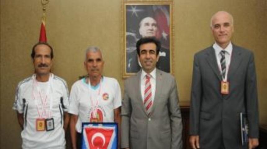 Şampiyon Veteranlardan G&uuml;zeloğlu&rsquo;na Ziyaret