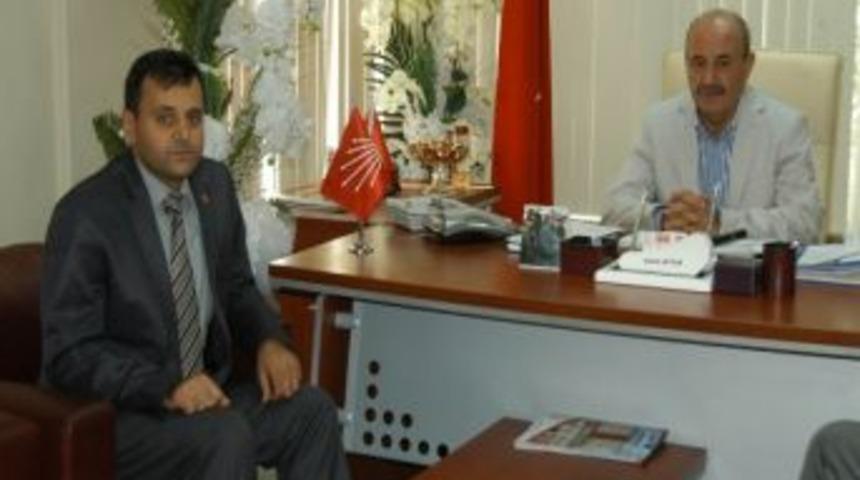 Cumhuriyet Halk Partisi&rsquo;ne Ziyaretler S&uuml;r&uuml;yor