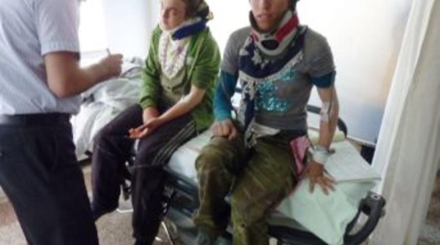 İş&ccedil;i Taşıyan Trakt&ouml;r Devrildi: 1 &Ouml;l&uuml;, 5 Yaralı