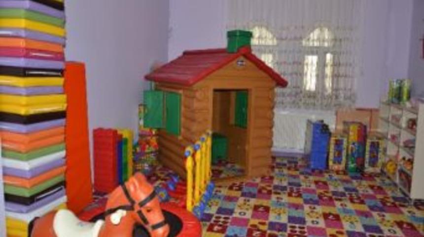 Ana Dilde Kreş Ve G&uuml;nd&uuml;z Bakım Evi A&ccedil;ılıyor