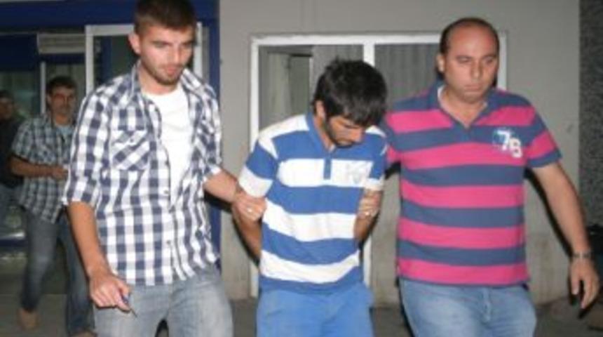 Hırsızı Arabaya Kitlediler