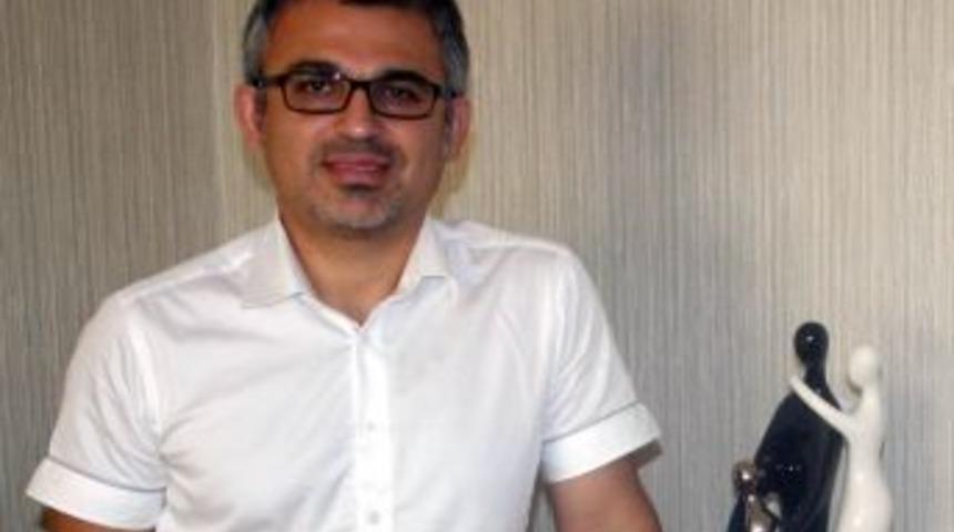 Sosyal Ağlar İlişkilere Zarar Veriyor