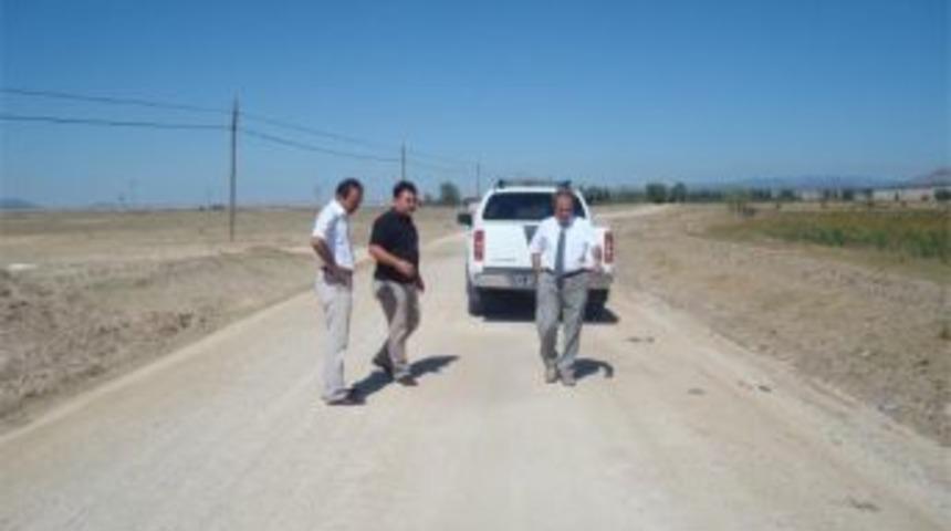 Altıntaş-aslanapa Grup Yolunda Asfalt Altyapı &Ccedil;alışmaları Devam Ediyor