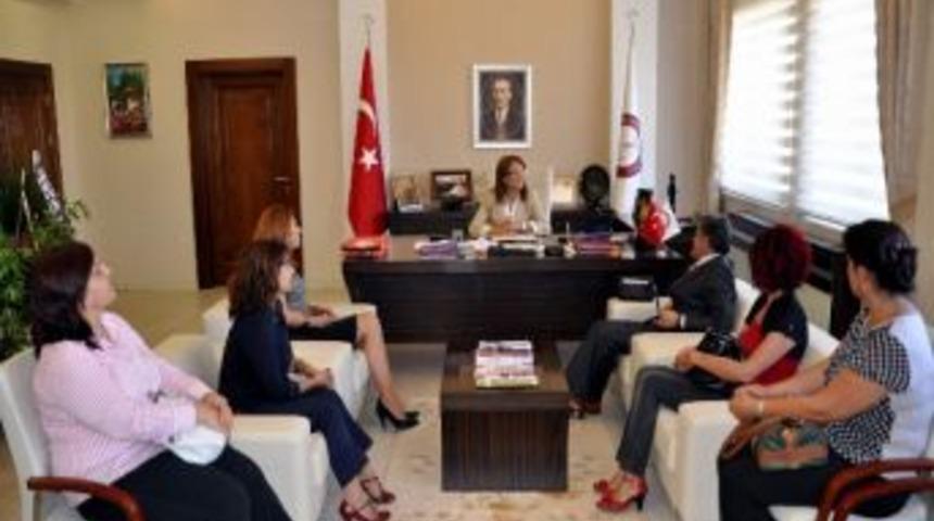 Kardelen Koleji İdarecilerinden Ne&uuml; Rekt&ouml;r&uuml; Kılı&ccedil;'a Ziyaret