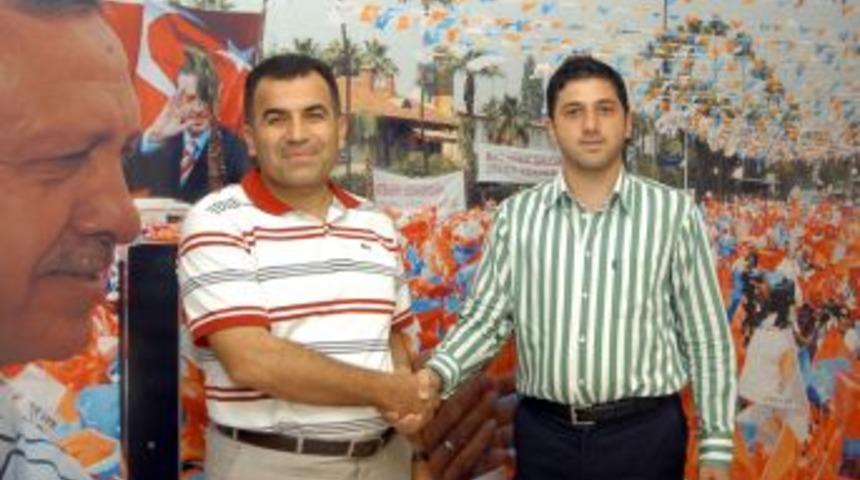 AK Parti &Ccedil;ukurova Gen&ccedil;lik Kolları Başkanlığı'na Mustafa Akar Getirildi