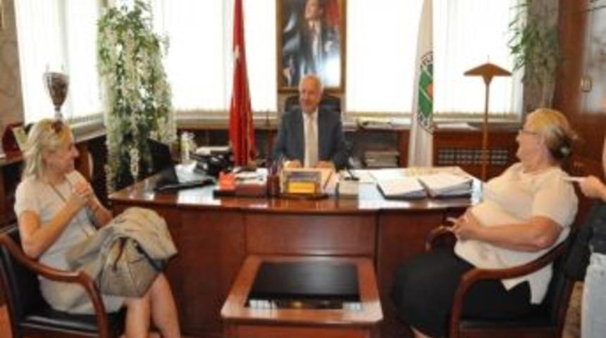 Zonguldak Emek&ccedil;i Kadınlar Dayanışma Derneği&rsquo;nden Başkan Akdemir&rsquo;e Ziyaret