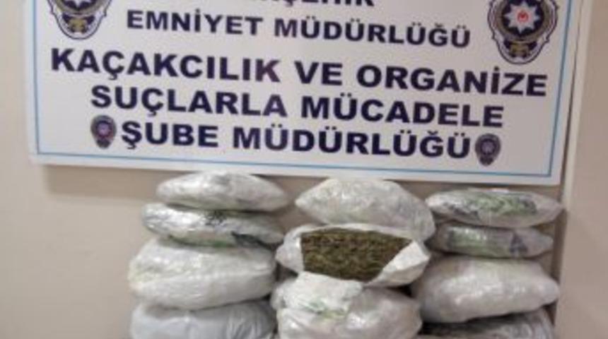 Kırşehir'de Esrar Operasyonu: 1 G&ouml;zaltı