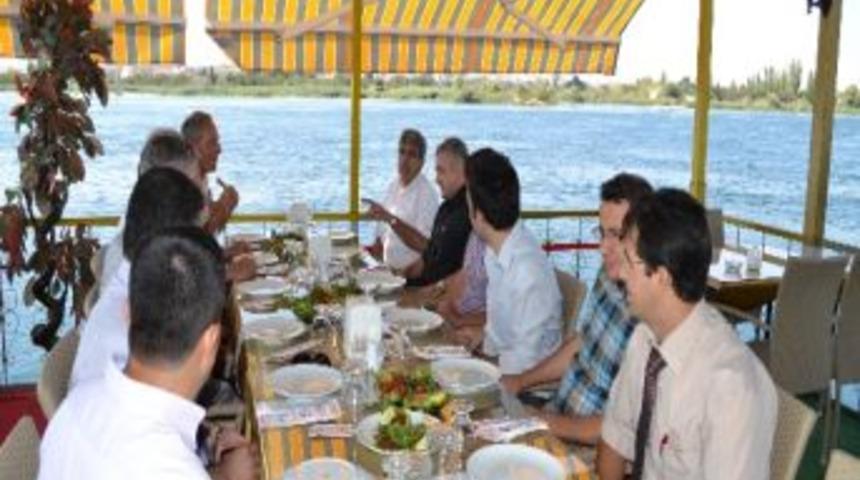 &Ouml;ğretim G&ouml;revlilerinden Kaymakam Niyazi&rsquo;ye Ziyaret