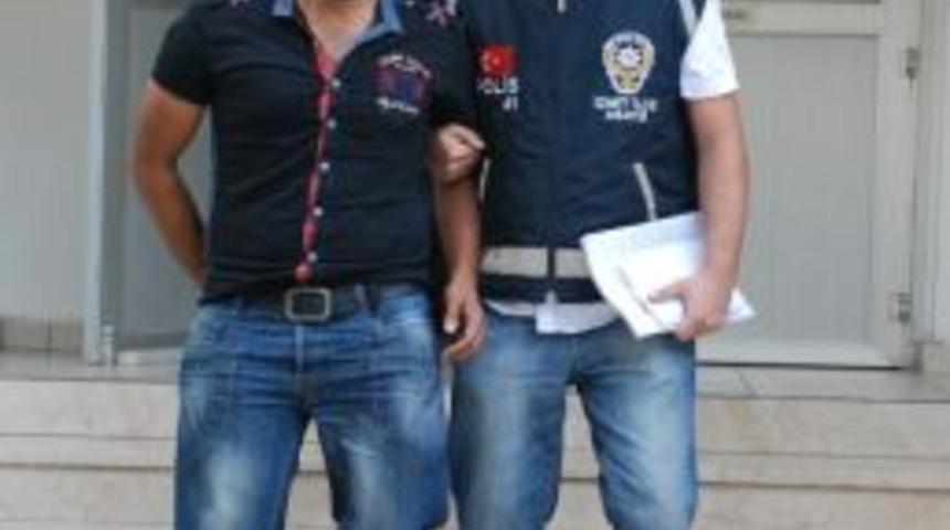 İzmit&rsquo;te Mahalle Kavgası Karakolda Bitti